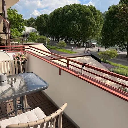 Uferglanz - Balcony, View, Sparkling Wine, Snacks Apartment Koblenz (Rhineland-Palatinate)