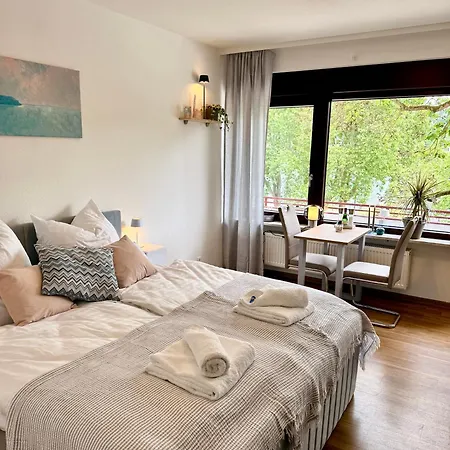 Uferglanz - Balcony, View, Sparkling Wine, Snacks Apartment *